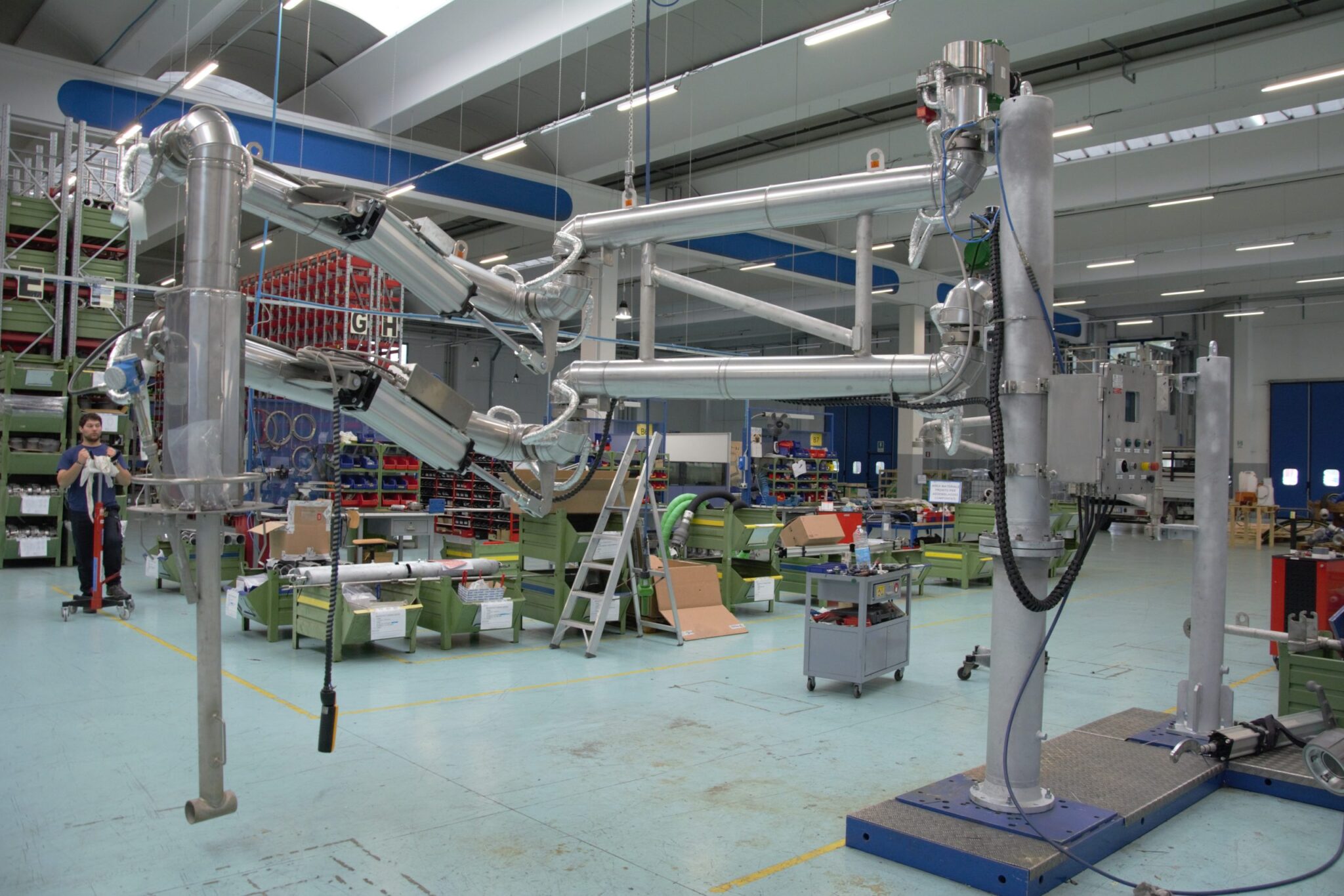 Double parallel loading arms for ortho-xylene