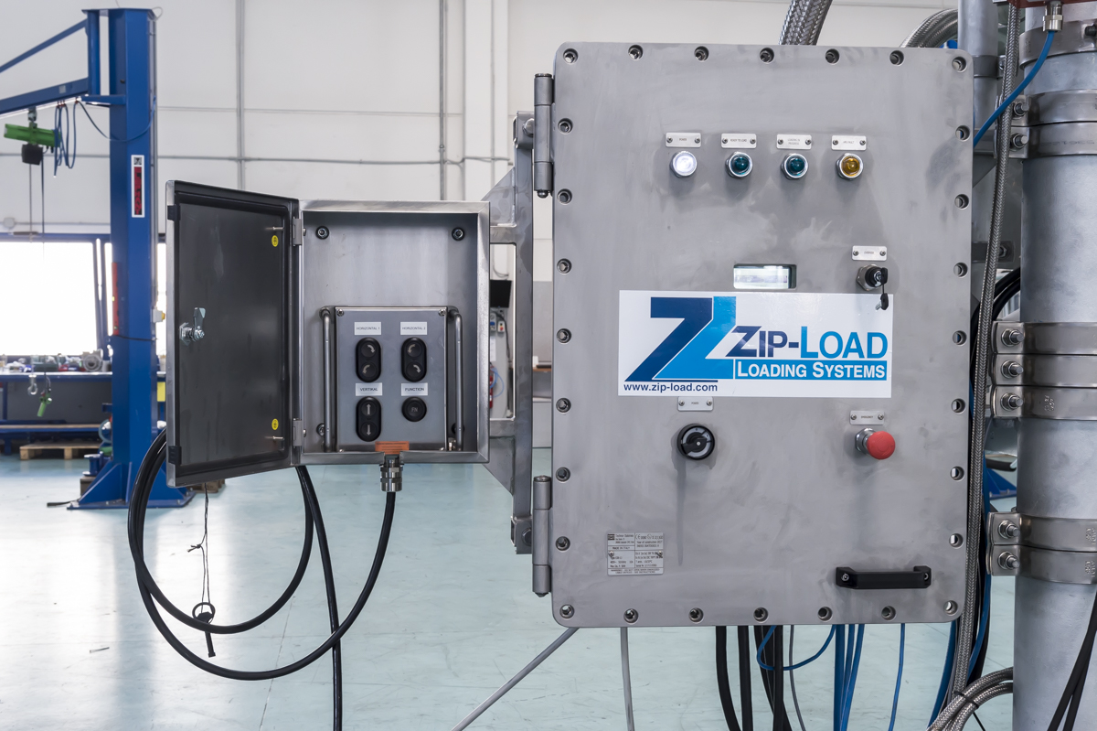 Semi-automatic loading arm for red oil - SABIC